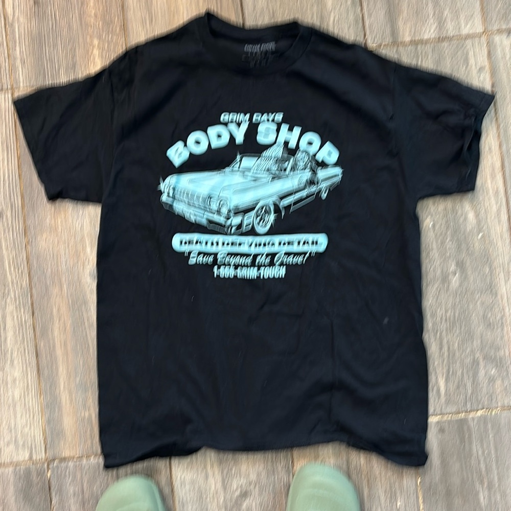 GRIM DAYS body shop t-shirt men’s Large new without tags